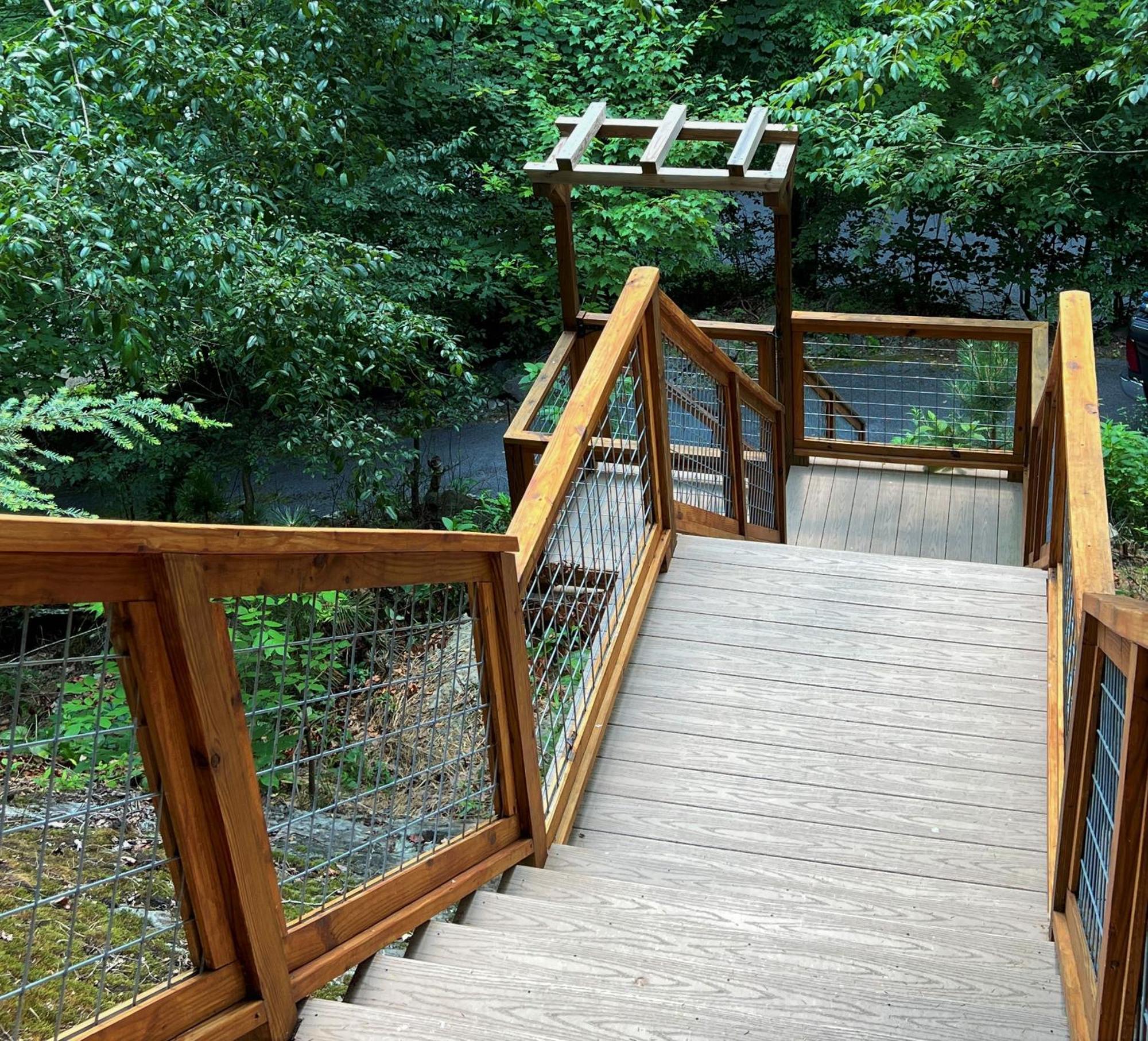 Mountain Joy -Private Treehouse Style Cabin That Sleeps 4-Free Tickets Gatlinburg Eksteriør bilde